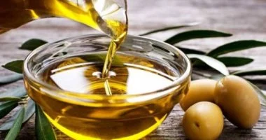 السمن البلدى أم زيت الزيتون.. أيهما الأكثر فائدة لصحتك؟