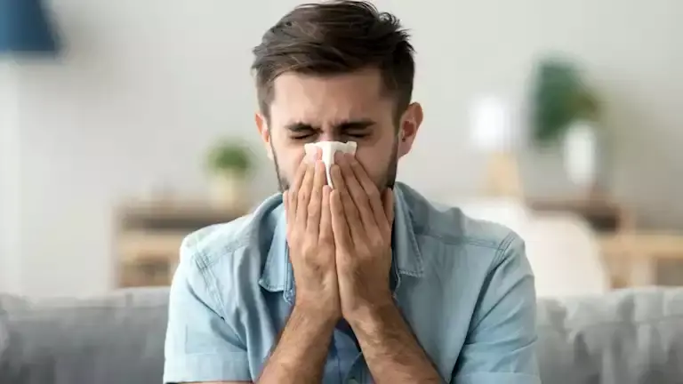 6 عادات احذر فعلها عند الإصابة بالإنفلونزا