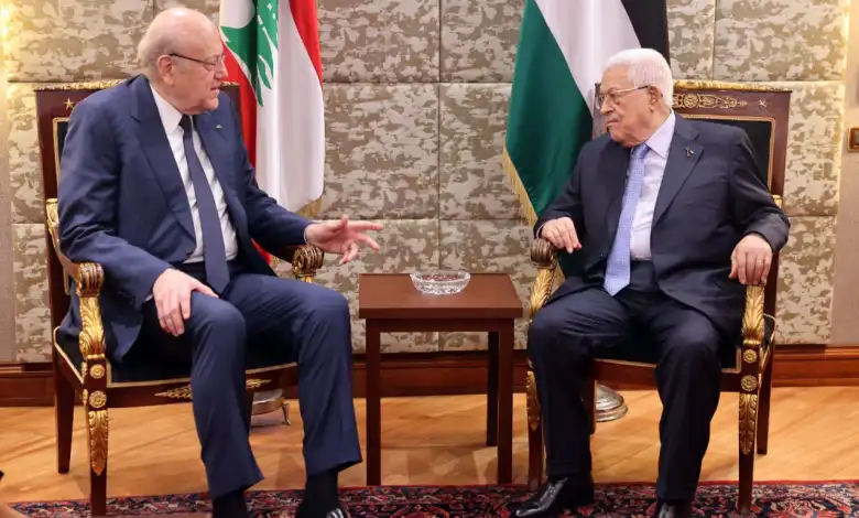 ماذا جاء في لقاء الرئيس محمود عباس بنظيره اللبناني نجيب ميقاتي