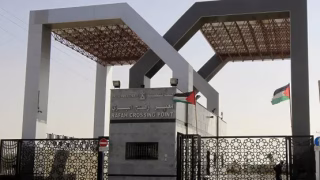 مصدر أمني إسرائيلي: معبر رفح لن يُفتح اليوم لأسباب لوجستية
