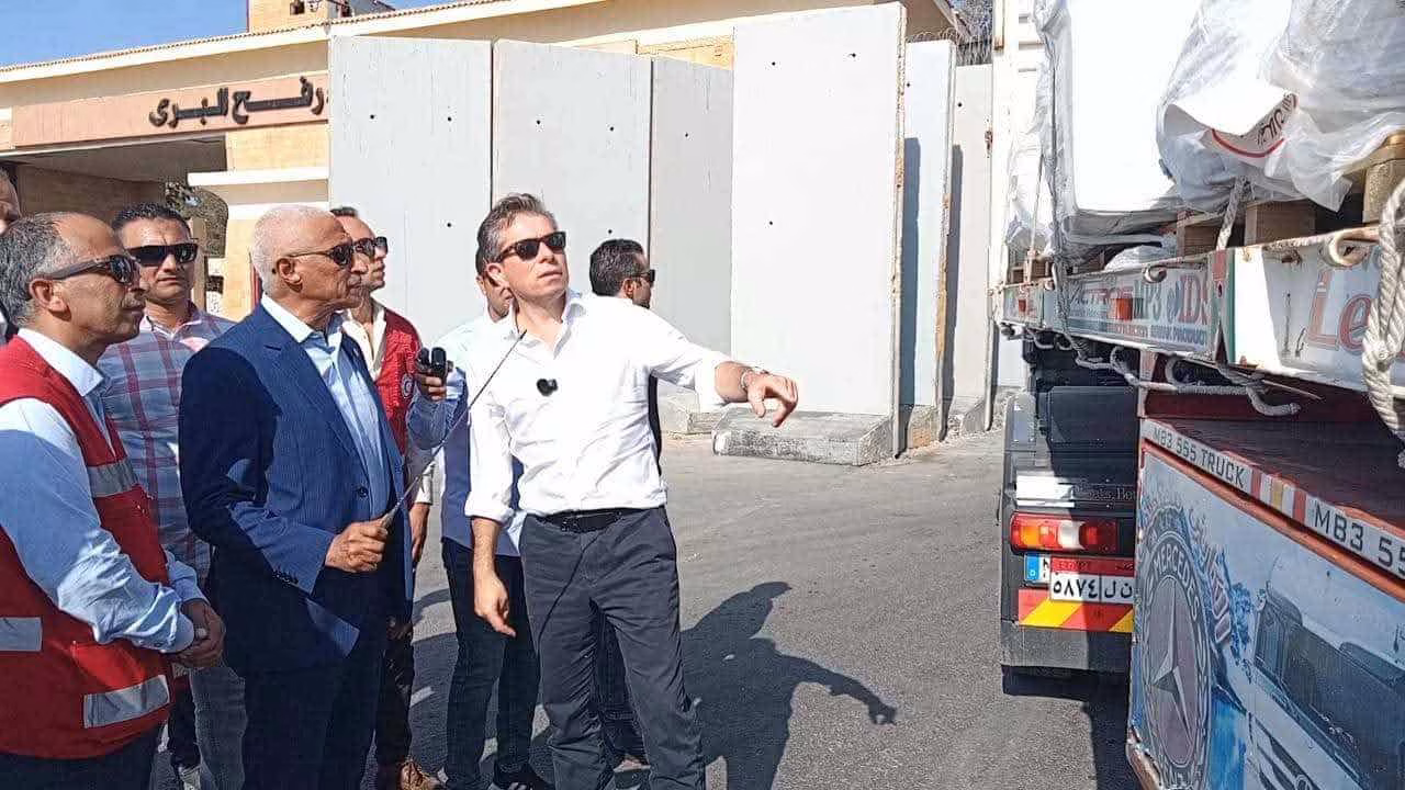 برفقة محافظ شمال سيناء.. وفد أممي يزور معبر رفح