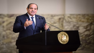 السيسي يُكلف الحكومة بدراسة آلية وطنية لجمع التبرعات لإعمار غزة