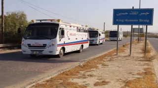 إجلاء الدفعة الثالثة عشر من أطفال غزة المرضى لتلقي العلاج في الأردن