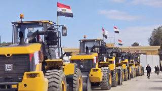 دخول طواقم وآليات مصرية إلى قطاع غزة للمشاركة في هذه المهمة