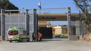 انفراجة تلوح في الأفق.. فتح معبر رفح بالكامل في كلا الاتجاهين خلال أيام