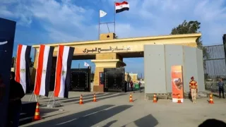 القاهرة تستقبل وفداً فلسطينياً رفيع المستوى لمناقشة ملف “معبر رفح”