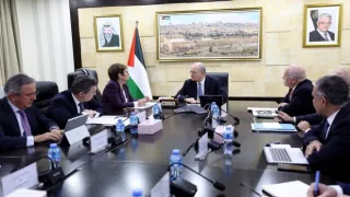 غزة أولوية – تفاصيل اجتماع رئيس الوزراء مع رئيسة البنك الأوروبي