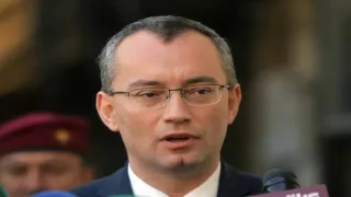 ترامب يختار ملادينوف لإدارة “مجلس السلام” بغزة.. واعتراضات إسرائيلية