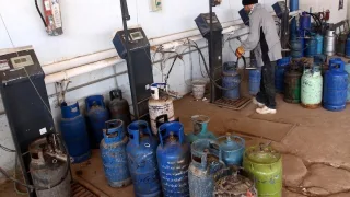 تنويه هام من هيئة البترول بغزة حول أوزان أسطوانات الغاز