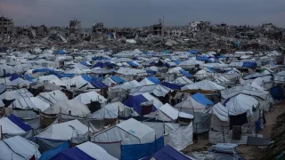 اللجنة الوطنية الفلسطينية لإدارة غزة تبدأ اجتماعاتها في القاهرة