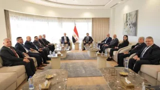 مصر تبحث مع اللجنة الوطنية لإدارة غزة تسلم مهامها في القطاع