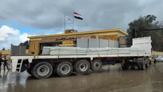 صحيفة: القاهرة تتمسك بضوابط “غير قابلة للتعديل” لتشغيل معبر رفح