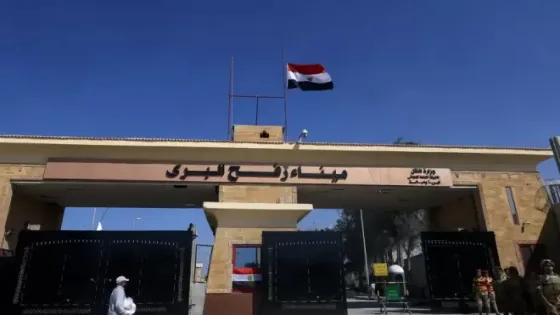 هآرتس: إسرائيل ترفض السلطة وتطلب “شركات أمنية خاصة” لإدارة معبر رفح