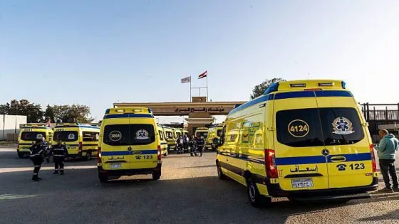 انطلاق عملية نقل المرضى الفلسطينيين من غزة إلى مصر للعلاج