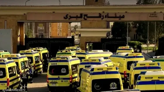 معبر رفح يتهيأ لعبور دفعة جديدة إلى غزة ومصر ترفع الجاهزية الطبية