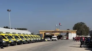 معبر رفح يستقبل دفعة جديدة من الفلسطينيين العائدين إلى قطاع غزة