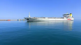 تفريغ حمولة أكبر سفينة إغاثة تركية بميناء العريش تمهيداً لنقلها إلى غزة