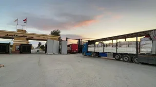 الهلال الأحمر المصري يطلق «زاد العزة» 144 بأكثر من 180 ألف سلة لغزة