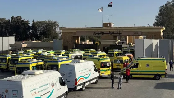 استعدادات طبية بمعبر رفح لاستقبال دفعة جديدة من المصابين الفلسطينيين