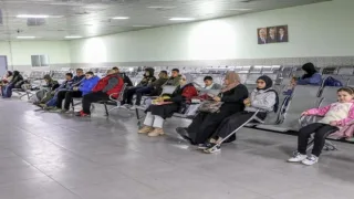 بعد استكمال علاجهم في الأردن.. عودة دفعة جديدة من أطفال غزة إلى القطاع