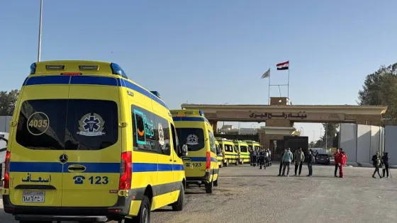وصول دفعة جديدة من مصابي غزة ومرافقيهم إلي مصر عبر معبر رفح