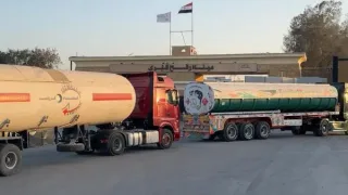 بعد انقطاع دام 11 يومًا.. استئناف توريد غاز الطهي وتوزيع 4 شاحنات على الأسر في غزة