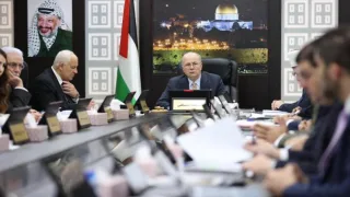 الحكومة تعلن قرارات جديدة في جلستها الأسبوعية.. وإجازة عيد الفطر في المقدمة