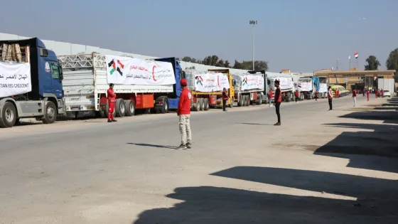 استئناف ضخ المساعدات من معبر رفح إلى معبر كرم أبو سالم دعما لقطاع غزة