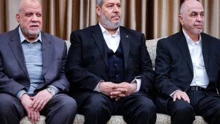 وفد الأخضر بالقاهرة يبحث تثبيت الهدنة ومناقشة إدارة غزة