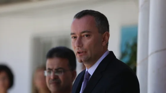 الكشف عن تفاصيل لقاء وفد الأخضر مع ميلادنوف بالقاهرة