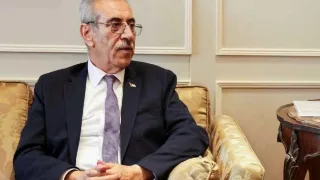 لجنة إدارة غزة تبحث سبل تعزيز التمويل الدولي للقطاعات الحيوية