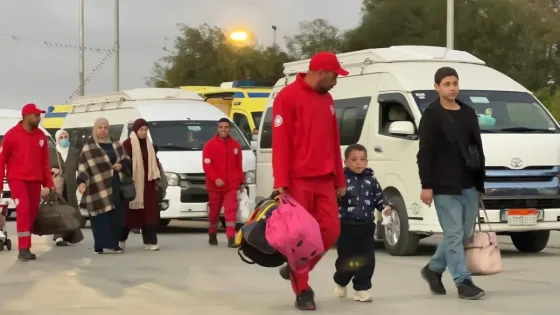 وصول دفعة جديدة من العائدين لقطاع غزة إلى معبر رفح البري 