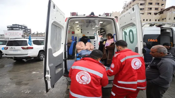 الهلال الأحمر الفلسطيني يستأنف عمليات الإجلاء الطبي للمرضى عبر معبر رفح
