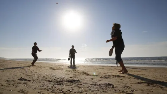 طقس فلسطين: موجة حر شديدة تجتاح البلاد وتحذيرات صحية للمواطنين