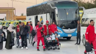 وصول دفعة جديدة من العائدين لقطاع غزة إلى معبر رفح البري