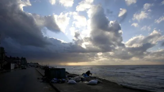 تغيرات جوية في فلسطين غداً: انخفاض الحرارة بعد انحسار الأجواء الدافئة