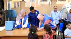 الأونروا تحدد أماكن تطعيم طلبة الصفين الأول والتاسع في غزة والشمال