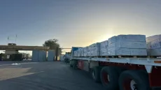 تحرك الدفعة الـ184من شاحنات المساعدات إلي قطاع غزة