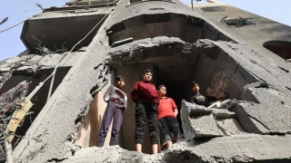 وزير الأشغال يتحدث عن إطلاق برنامج لترميم المنازل المتضررة جزئيا في غزة
