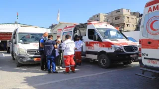 أول دفعة إجلاء بعد عيد الأضحى.. 73 جريحًا ومرافقًا يستعدون لمغادرة غزة عبر رفح لتلقي العلاج بالخارج