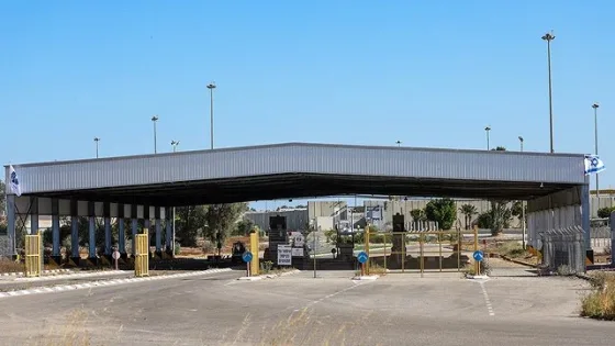 نقل نقطة تفتيش العائدين إلى غزة من رفح إلى كرم أبو سالم وفق إجراءات جديدة