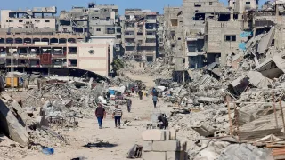 ضمن جهود التعافي المبكر.. الأشغال العامة تعلن بدء خطة إعادة إيواء 2000 أسرة في غزة
