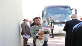 إجلاء 39 مريضًا من غزة عبر كرم أبو سالم ضمن جهود متواصلة لنقل الحالات للعلاج بالخارج