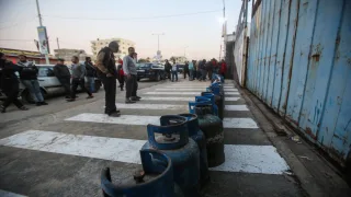 رابط فحص كشوفات الغاز في محافظات القطاع 3-8-2026 وأسماء المستفيدين من تعبئة اسطوانات الغاز