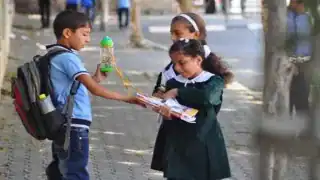 “التربية” توضح بشأن برنامج التعليم المفتوح.. “لا يُلغي الكتاب الورقي”