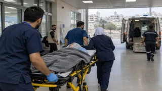 صورة توضيحية للإجلاء الطبي لمرضى من قطاع غزة لتلقي العلاج خارج القطاع