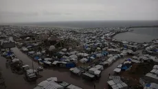 التنمية تطالب بإعلان حالة طوارئ إيواء دولية لغزة قبيل الشتاء.. “غرق جماعي” يُهدّد 300 ألف عائلة