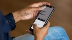 تطبيق بنك فلسطين لإدارة الحسابات والخدمات المصرفية عبر الهاتف